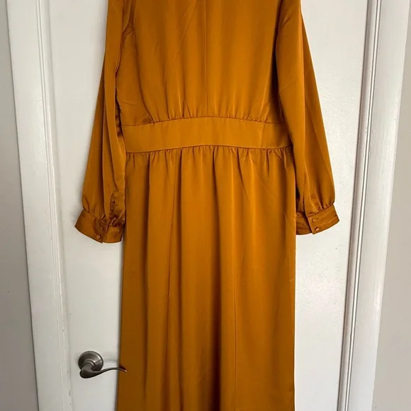 J. Crew NTW Button-Front A-line Midi Dress in Mustard sz 12 - Picture 10 of 11